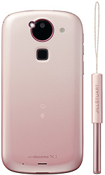 docomo with series ARROWS Kiss F-03E　Blush Pinkの写真（背面）